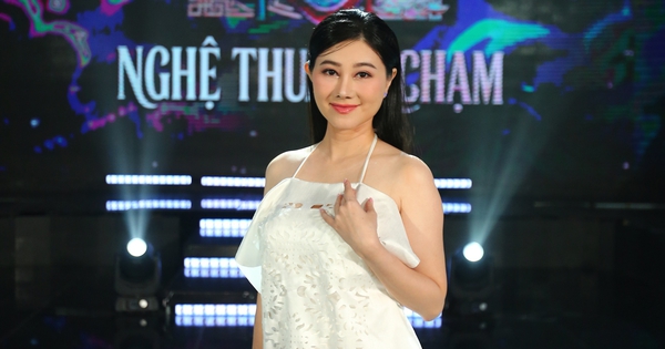 NSND Quế Trân và Võ Hạ Trâm thổi làn gió mới cho cải lương qua ‘Nghệ thuật & chạm’ - hình ảnh - appok9.vip NSND Quế Trân và Võ Hạ Trâm thổi làn gió mới cho cải lương qua ‘Nghệ thuật & chạm’ - hình ảnh - appok9.vip