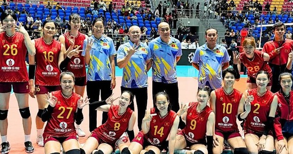 Thanh Thúy và hàng chắn tỏa sáng, đội tuyển bóng chuyền nữ Việt Nam thắng dễ Iran: góc nhìn mới cho người chơi Việt - hình ảnh - appok9.vip