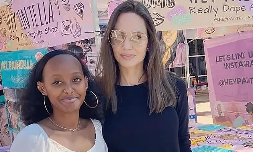 Con Gái Nuôi Angelina Jolie Xin Bỏ Họ Brad Pitt – Cập Nhật Mới Nhất Trên OK9 - hình ảnh - appok9.vip