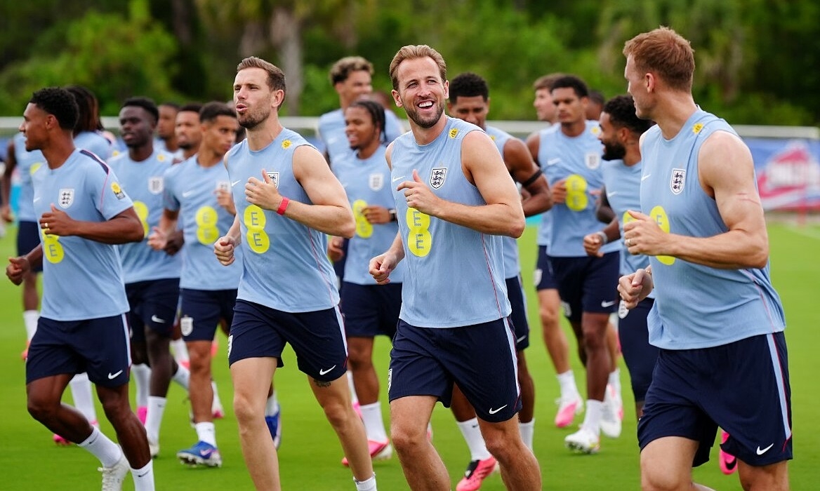 OK9 Cược Bóng Đá: Terry Chỉ Trích Tuchel, Đội Tuyển Anh Gặp Khó Trước Thềm World Cup 2026 - hình ảnh - appok9.vip