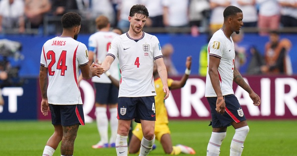Declan Rice gây lo lắng cho đội tuyển Anh, HLV Tuchel cho cầu thủ đi chơi golf - hình ảnh - appok9.vip