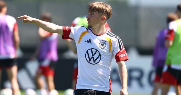 ‘Viên ngọc mới’ của đội tuyển Đức nhập viện khẩn, HLV Nagelsmann gọi người thay thế gấp - hình ảnh - appok9.vip ‘Viên ngọc mới’ của đội tuyển Đức nhập viện khẩn, HLV Nagelsmann gọi người thay thế gấp - hình ảnh - appok9.vip
