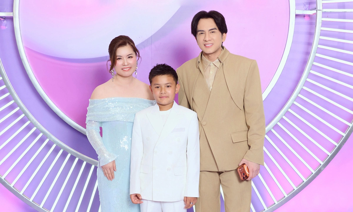 Đan Trường đưa vợ cũ và con trai đi sự kiện: góc nhìn mới cho người chơi Việt - hình ảnh - appok9.vip