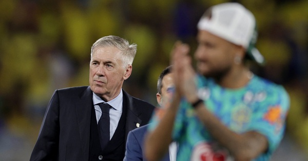 OK9 Việt Nam: Câu chuyện hậu trường đội tuyển Brazil và câu hỏi ‘Ronaldinho đâu?’ tại sân bay Mỹ - hình ảnh - appok9.vip