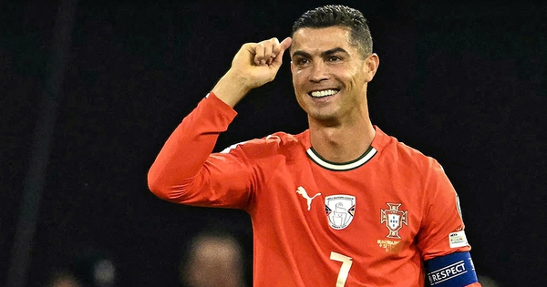 Bồ Đào Nha mạnh hơn nếu Ronaldo chấp nhận lùi lại - hình ảnh - appok9.vip