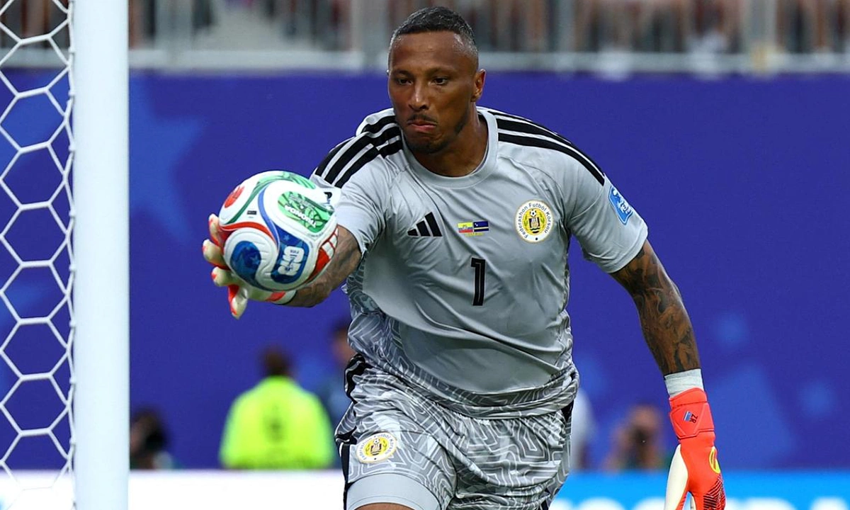 Thủ môn Curacao muốn được tạc tượng sau khi tỏa sáng ở World Cup: góc nhìn mới cho người chơi Việt - hình ảnh - appok9.vip Thủ môn Curacao muốn được tạc tượng sau khi tỏa sáng ở World Cup: góc nhìn mới cho người chơi Việt - hình ảnh - appok9.vip