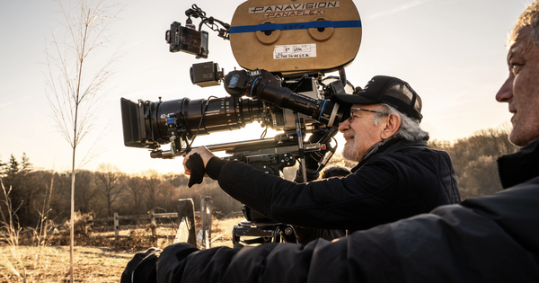 Bom tấn vừa ra mắt của Steven Spielberg gây tranh cãi: góc nhìn mới cho người chơi Việt - hình ảnh - appok9.vip