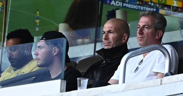 Zidane đến xem con trai đối đầu Messi, thay vì dự khán trận Pháp gặp Senegal: Tình phụ tử!: góc nhìn mới cho người chơi Việt - hình ảnh - appok9.vip